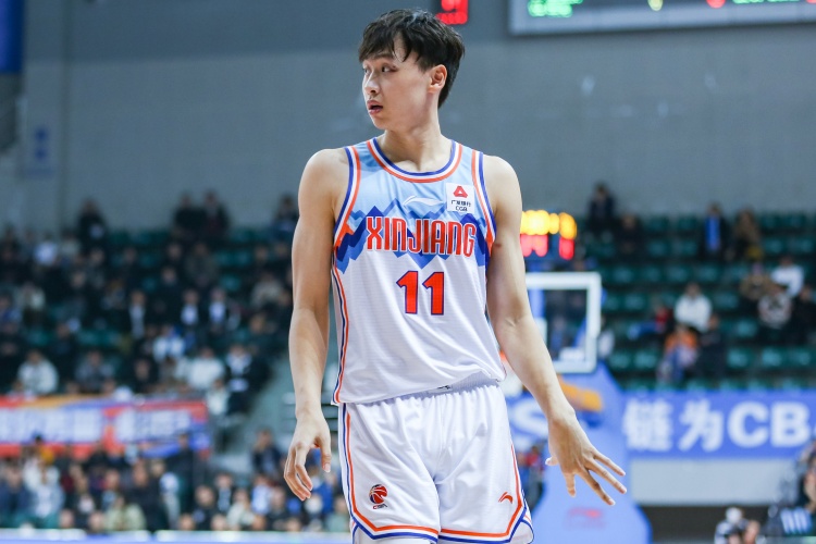 中規(guī)中矩！齊麟8中4拿到15分6籃板 有4失誤&正負(fù)值-10